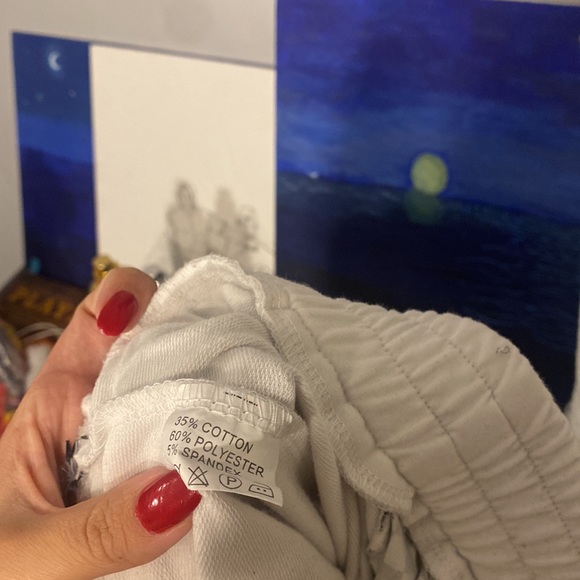 Two piece set - Picture 9 of 11